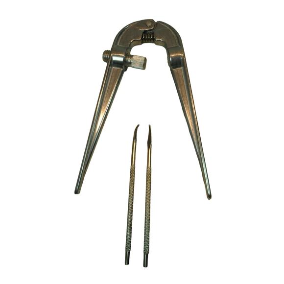 7 Metal Nutcrackers with10 Picks and 1 Metal Wood Nutcracker - Picture 5 of 6